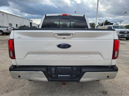Used 2019 Ford F150 Lariat image 18