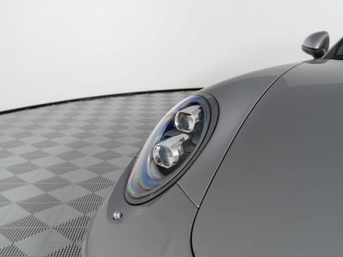 Used 2017 Porsche 911 Carrera RWD image 15