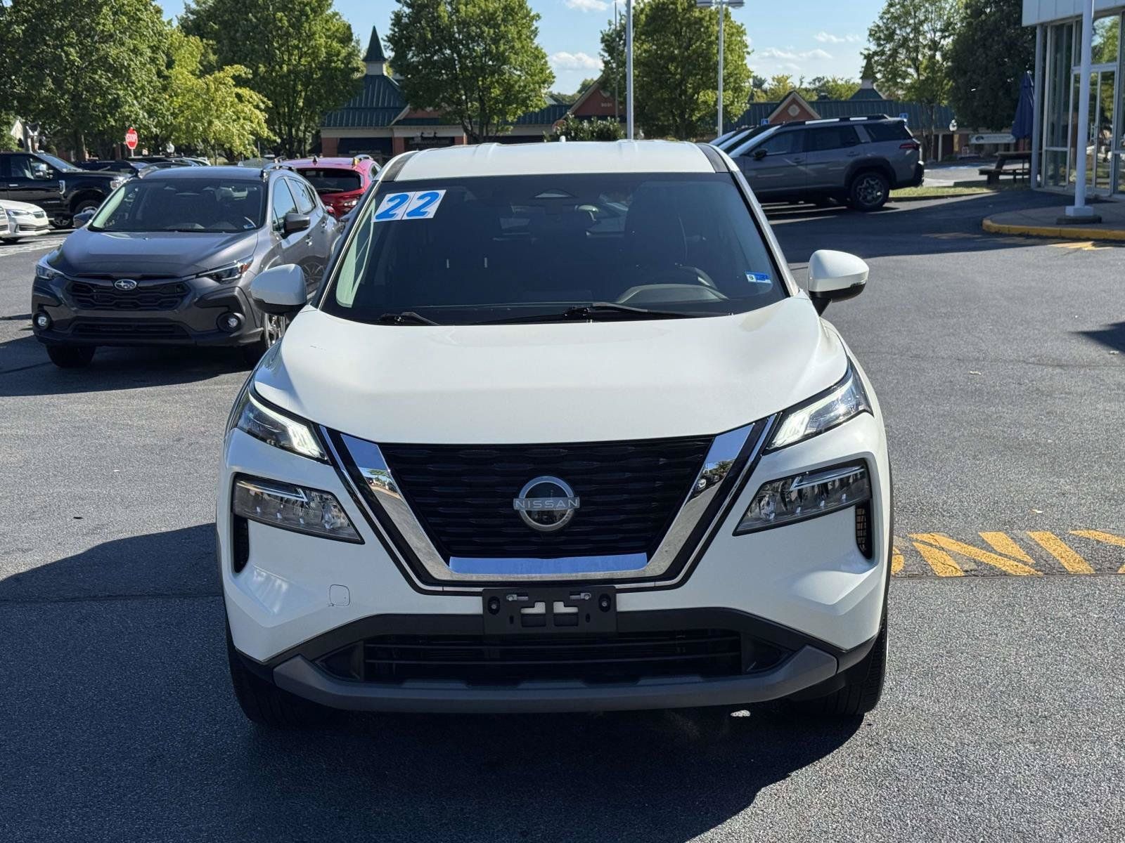 Used 2022 Nissan Rogue SV AWD/4WD image 6