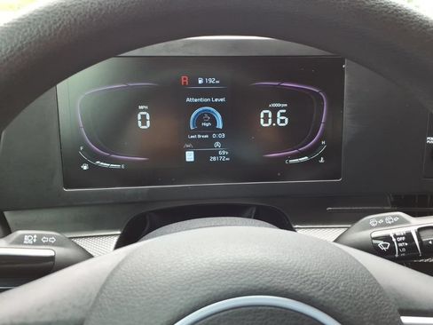 Used 2023 Kia Sportage LX FWD image 18