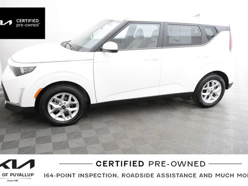 Certified 2025 Kia Soul LX FWD image 9