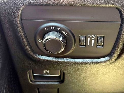 Certified 2024 Jeep Grand Cherokee Altitude AWD/4WD image 21