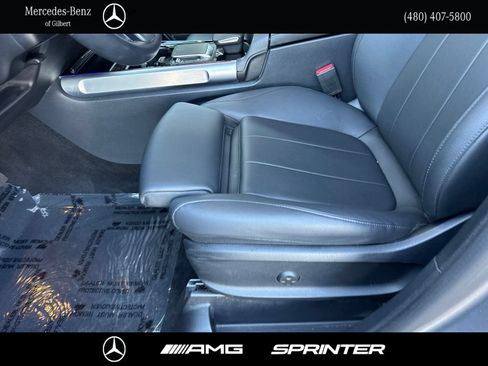 Certified 2022 Mercedes-Benz GLB 250 4MATIC w/ Premium Package Lite image 16