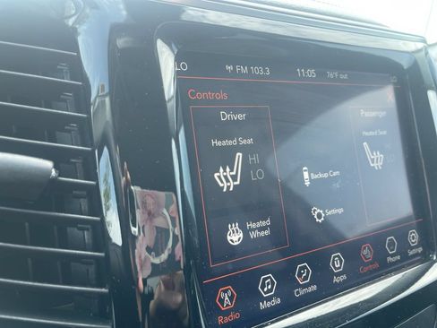 Used 2019 Jeep Cherokee Limited AWD/4WD image 29
