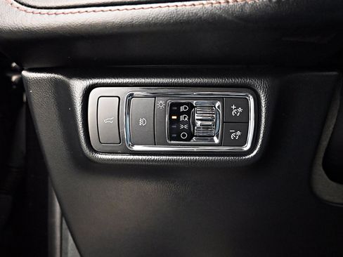 Used 2020 Lincoln Aviator Reserve w/ Equipment Group 201A image 9