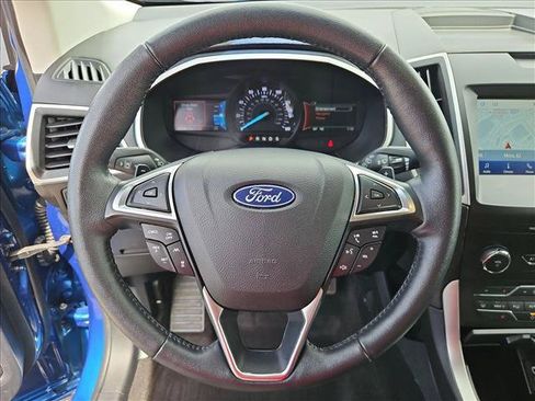 Used 2020 Ford Edge SEL w/ Cold Weather Package AWD/4WD image 14