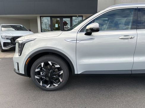 New 2026 Kia Sorento EX image 11