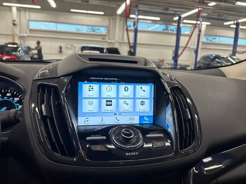 Used 2016 Ford Escape Titanium AWD/4WD image 9