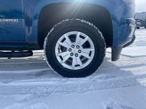 Used 2019 Chevrolet Colorado LT w/ LT Convenience Package image 12