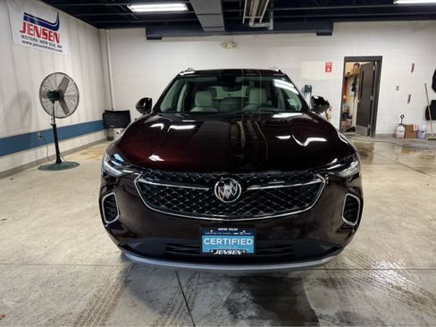 Certified 2022 Buick Envision Avenir w/ Technology Package II image 2