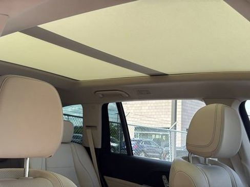 Certified 2022 Mercedes-Benz GLS 450 4MATIC image 13