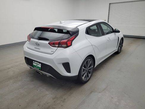 Used 2019 Hyundai Veloster 2.0 Premium image 9