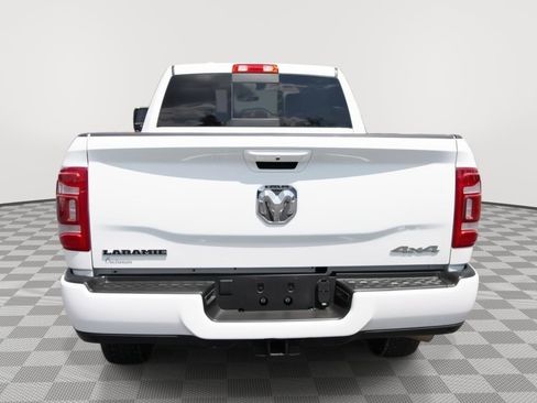 Used 2024 RAM 2500 Laramie AWD/4WD image 6