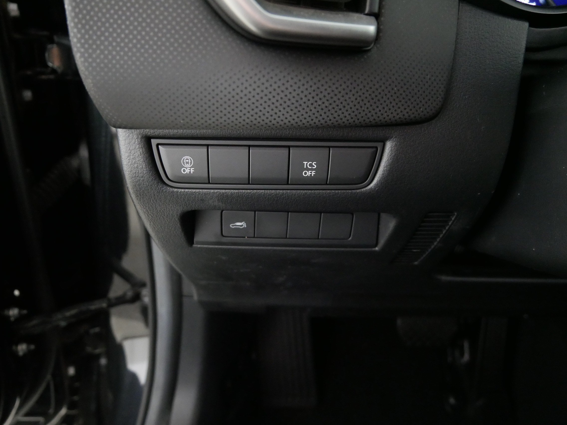 Used 2025 MAZDA CX-50 AWD 2.5 S w/ Preferred Package image 26