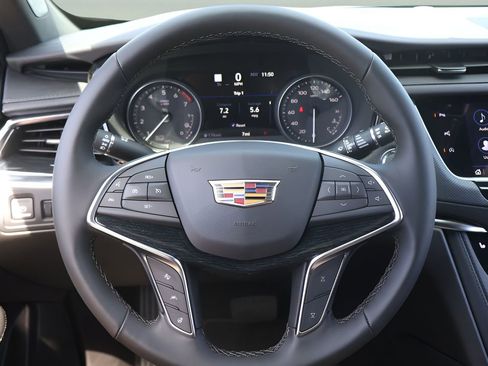 New 2026 Cadillac XT5 Premium Luxury FWD image 18