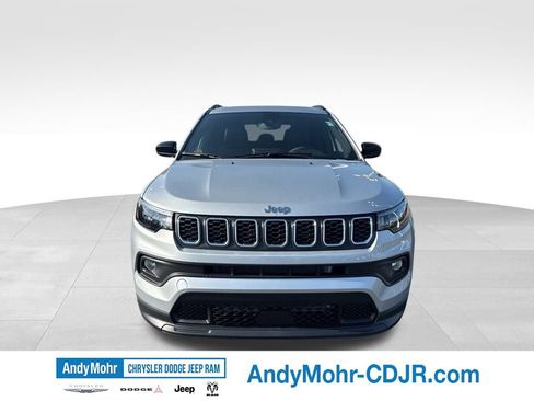 New 2025 Jeep Compass Latitude w/ Sun & Sound Group AWD/4WD image 2