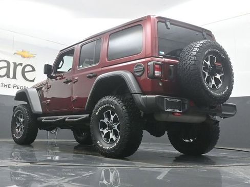 Used 2021 Jeep Wrangler Unlimited Rubicon w/ Cold Weather Group image 5