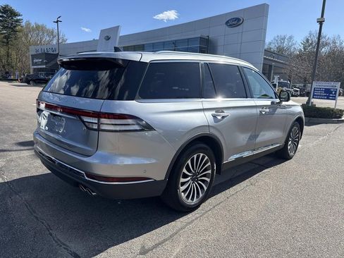 Used 2024 Lincoln Aviator Reserve w/ Elements Package Plus AWD/4WD image 7