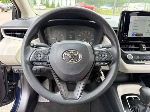 Used 2023 Toyota Corolla LE w/ Carpet Mat Package (TMS) FWD image 14