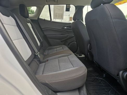 Certified 2024 Chevrolet Trax LS w/ LS Convenience Package FWD image 13