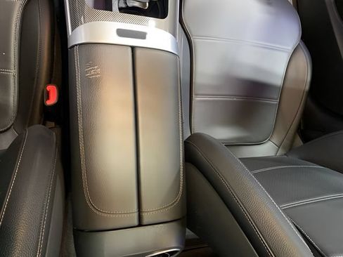 Used 2023 Mercedes-Benz C 300 4MATIC Sedan image 17