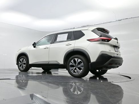 Used 2022 Nissan Rogue SV image 20