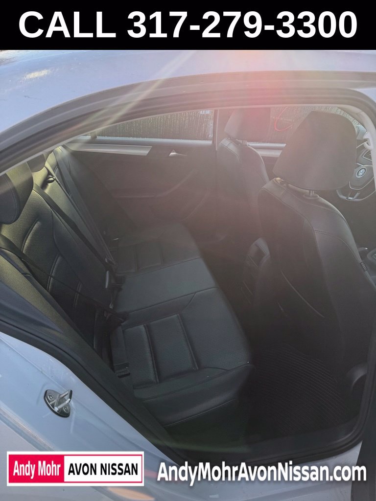 Used 2017 Volkswagen Jetta SE FWD image 10