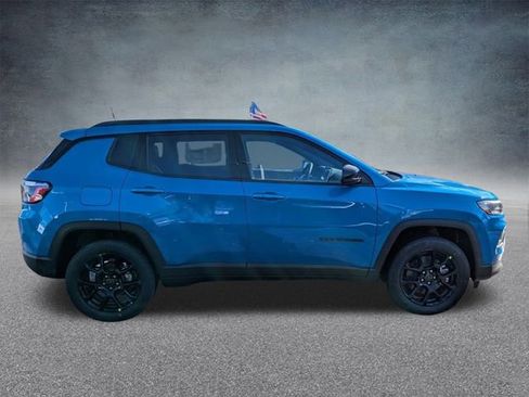 New 2026 Jeep Compass Latitude w/ Sun and Sound Group AWD/4WD image 2