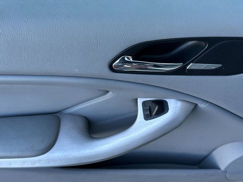 Used 2006 BMW M3 Coupe image 10