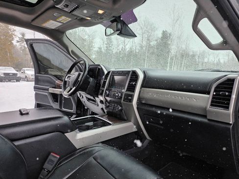 Used 2019 Ford F350 Lariat w/ Lariat Ultimate Package image 25