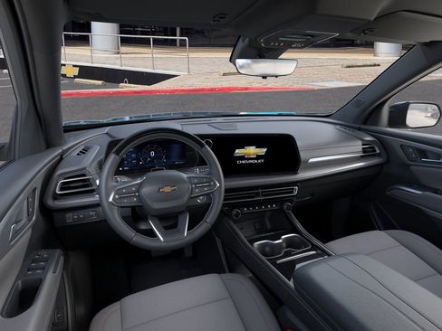 New 2026 Chevrolet Traverse LT image 15