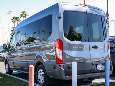 Used 2015 Ford Transit 350 XLT RWD image 5