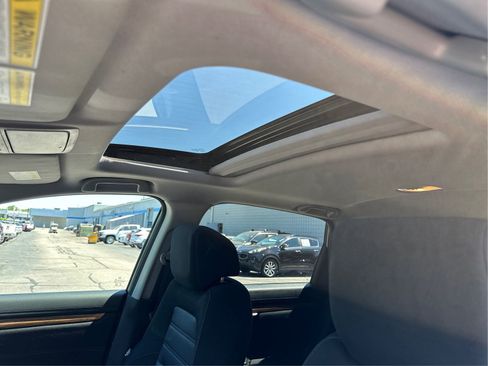 Used 2018 Honda CR-V EX image 12