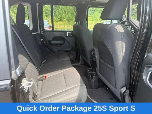 Used 2021 Jeep Wrangler Unlimited Sport AWD/4WD image 18