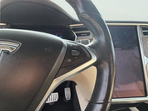 Used 2018 Tesla Model X P100D image 14