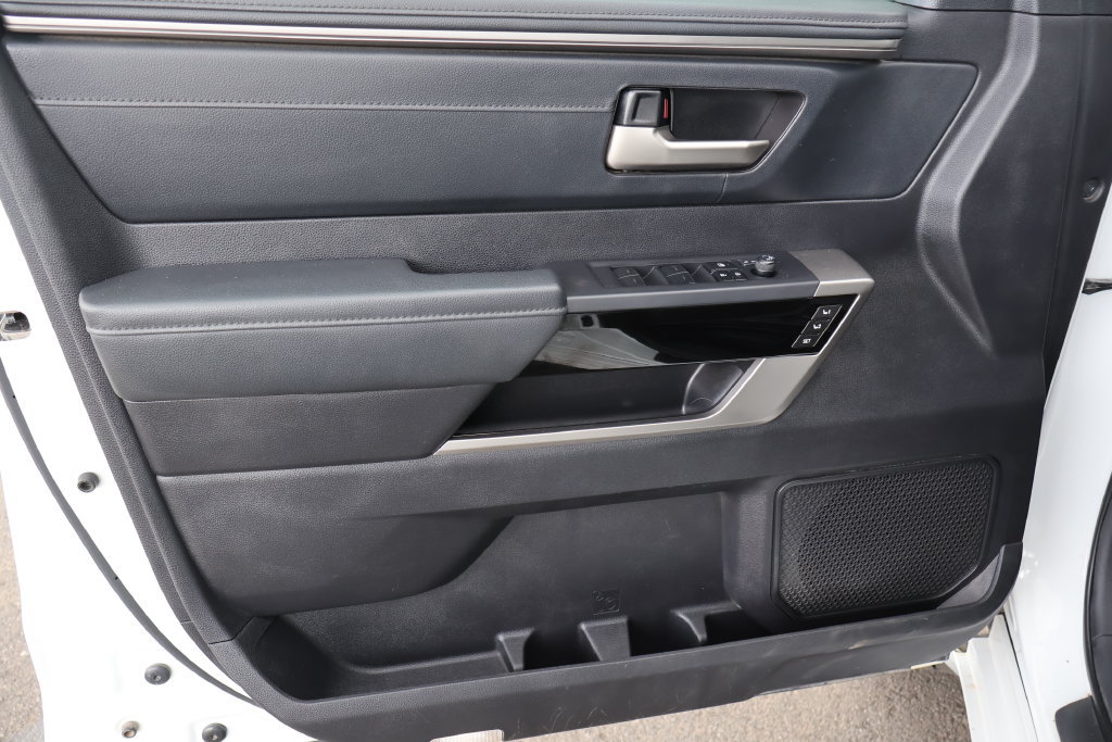 Used 2023 Toyota Tundra Limited AWD/4WD image 23