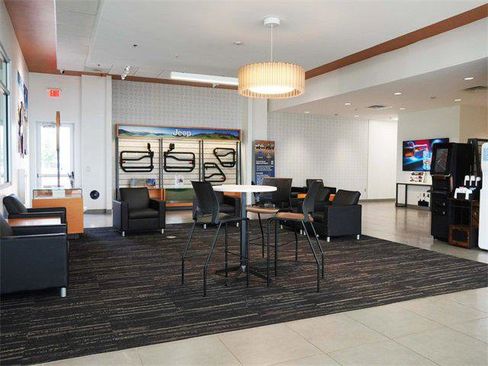 Certified 2022 Chrysler 300 Touring L image 43