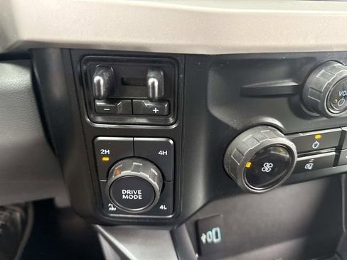 Used 2024 Ford F250 XLT w/ FX4 Off-Road Package image 27