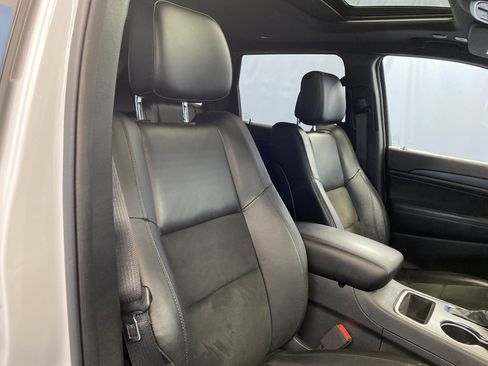 Certified 2020 Jeep Grand Cherokee Altitude image 45