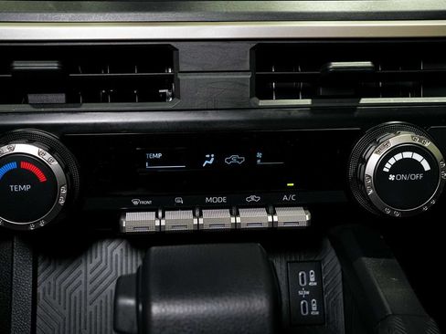 Used 2025 Toyota Tacoma SR RWD image 17