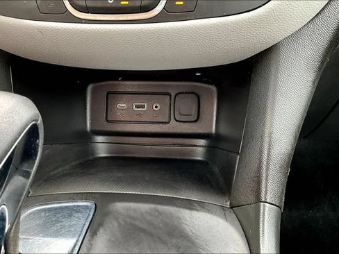 Used 2024 Chevrolet Equinox LS FWD image 15