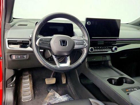Used 2024 Honda Prologue Touring image 12
