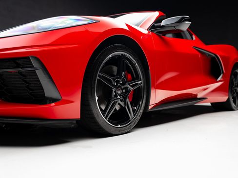 Used 2020 Chevrolet Corvette Stingray Premium Cpe w/ 3LT Preferred Equipment Group RWD image 71
