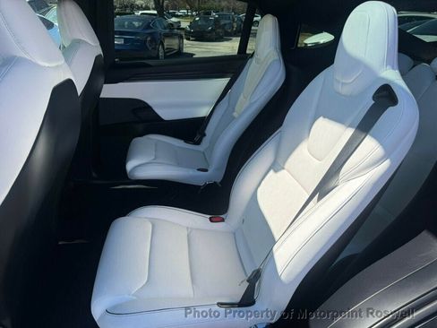 Used 2022 Tesla Model X Plaid AWD/4WD image 8