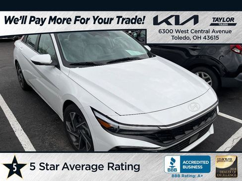 Used 2025 Hyundai Elantra Limited image 1