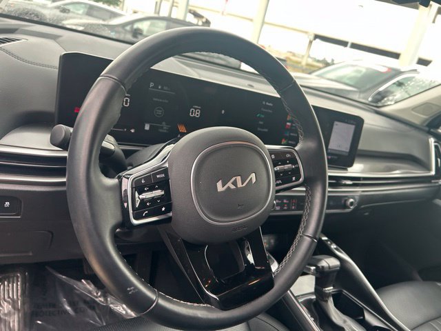 Used 2025 Kia Sorento S FWD image 19