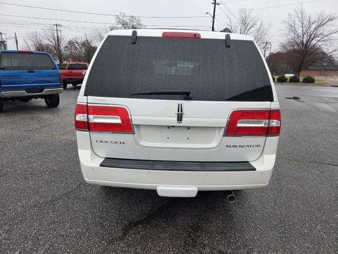 Used 2013 Lincoln Navigator 4WD w/ HD Trailer Tow Pkg image 4