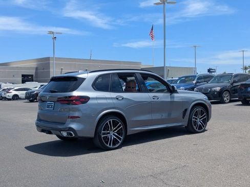 New 2026 BMW X5 xDrive40i w/ M Sport Package AWD/4WD image 6