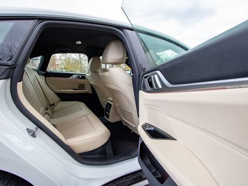 Used 2022 BMW 430i Gran Coupe w/ M Sport Package image 23