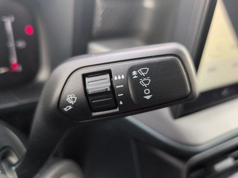 Used 2025 Ford Maverick XL w/ Equipment Group 102A AWD/4WD image 23
